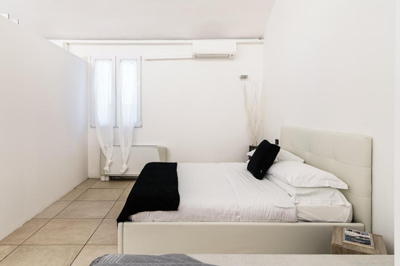 Loft Near Duomo Apartment Como Bagian luar foto