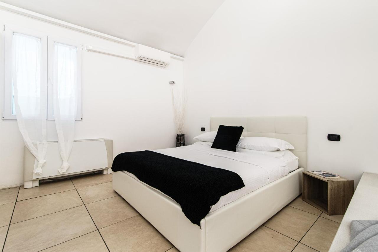 Loft Near Duomo Apartment Como Bagian luar foto